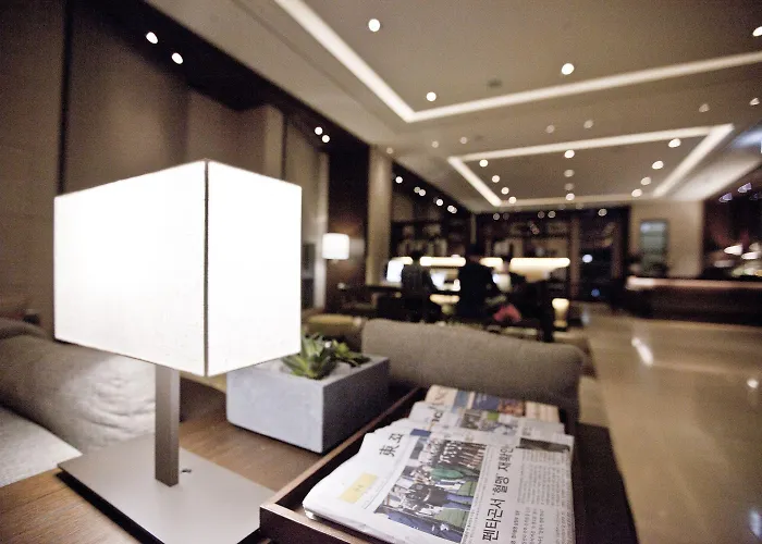 Hotel Four Points By Sheraton Josun, Station