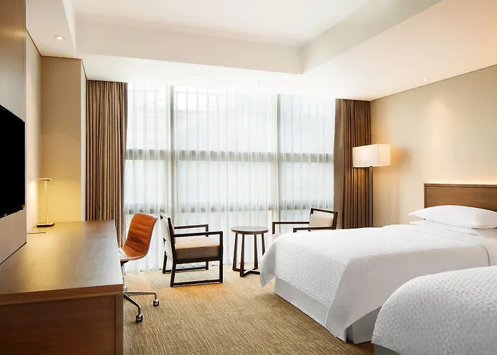 Four Points By Sheraton Josun, Station Hotel 4*