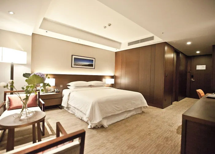 Hotel Four Points By Sheraton Josun, Station