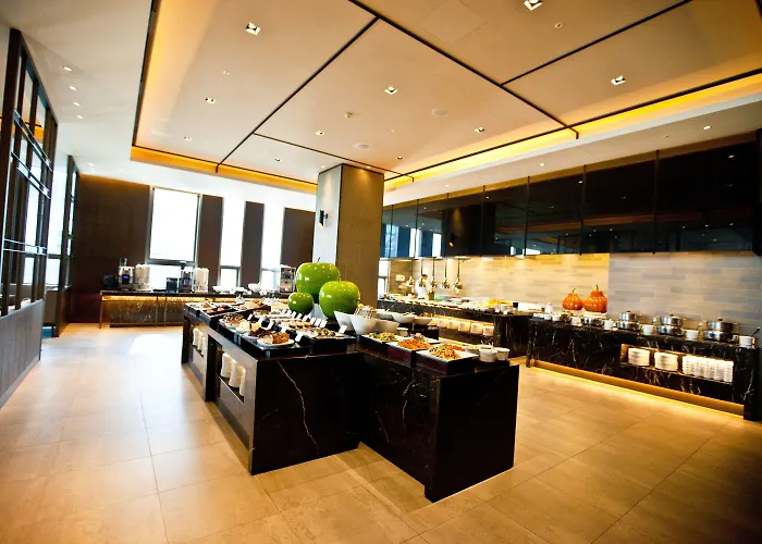 Four Points By Sheraton Josun, Station Hotel 4*