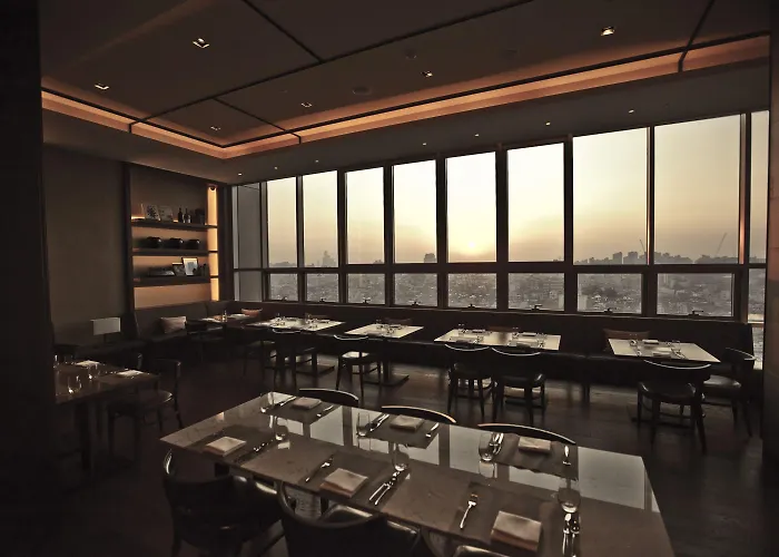 Four Points By Sheraton Josun, Station