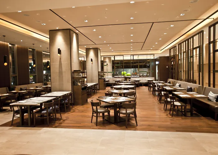 Hotel Four Points By Sheraton Josun, Station 4*