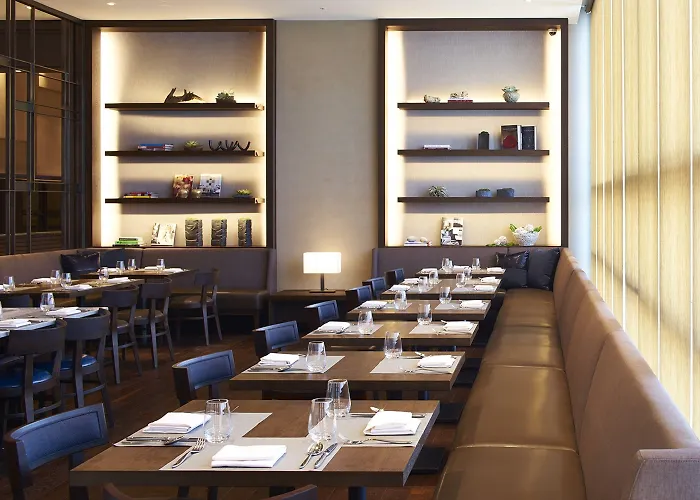 Four Points By Sheraton Josun, Station Hotel